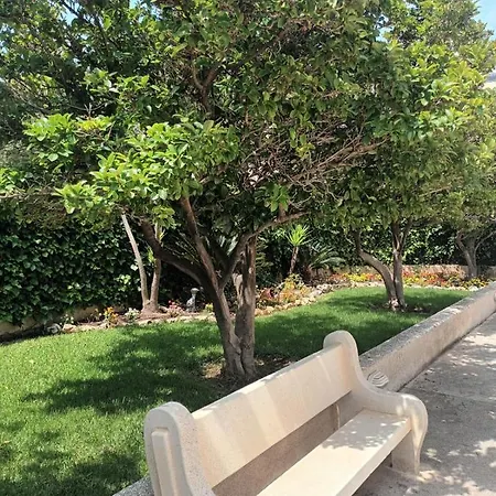 Piso Jardin Del Mar * 坎佩略