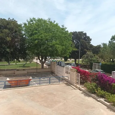 Piso Jardin Del Mar * 坎佩略